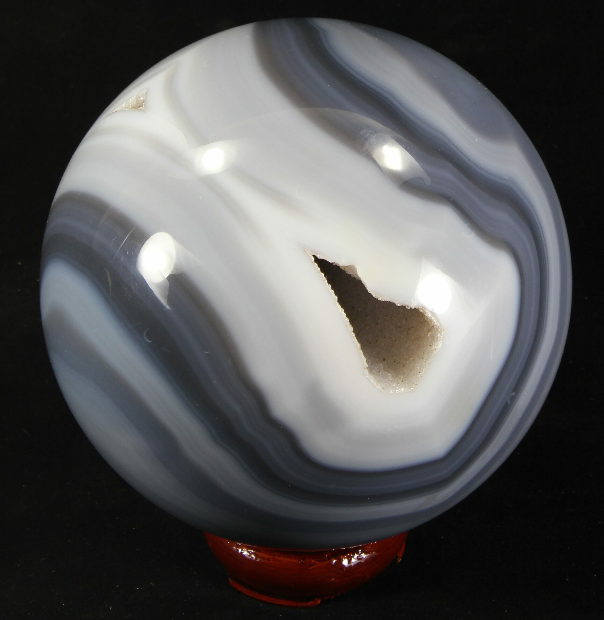 5" Polished Brazilian Agate Sphere For Sale (31340)