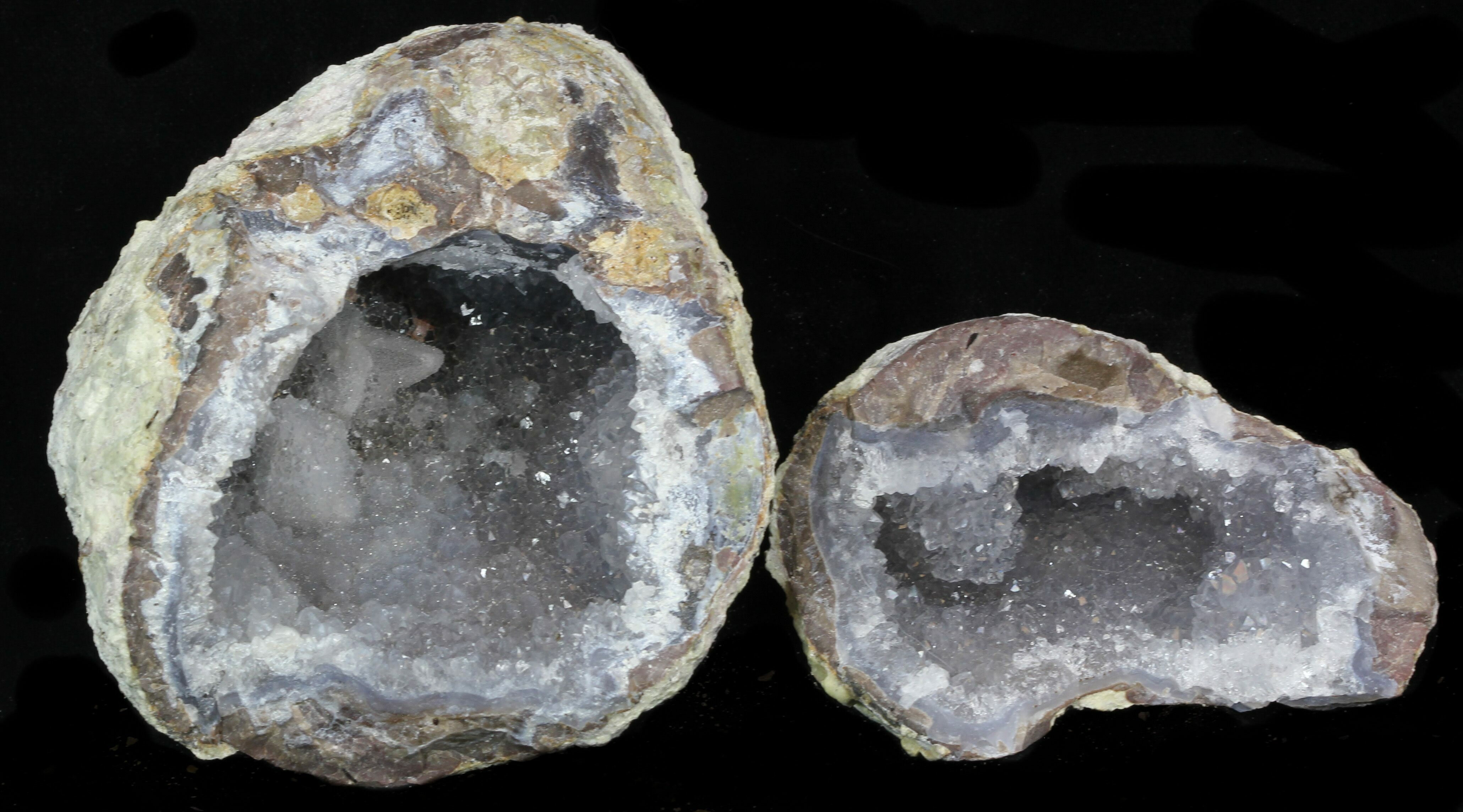 4.4" Crystal Filled Dugway Geode For Sale (33189)