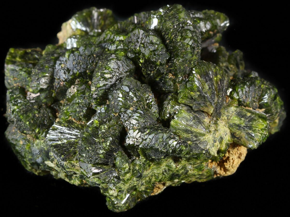 1.7" Green Epidote Crystal Cluster Morocco For Sale (49412